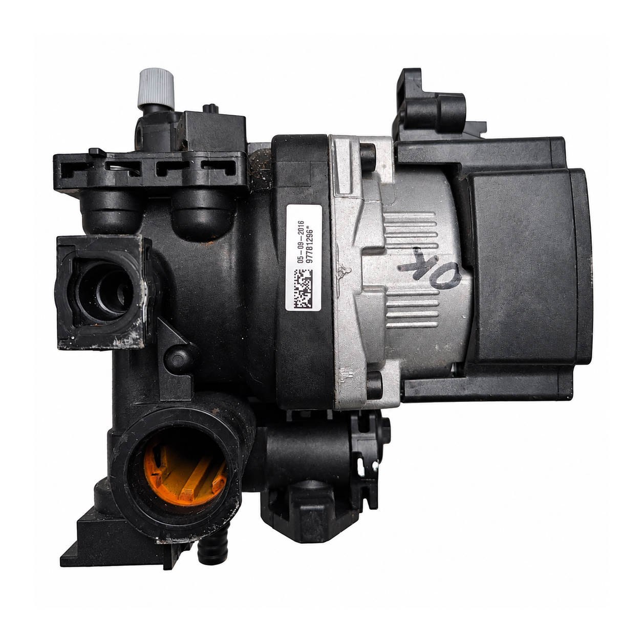 Bomba Grundfos UPM3 AUTO L 15-70 ICHS Immergas – Ref. 3.025719: Vista del cuerpo hidráulico