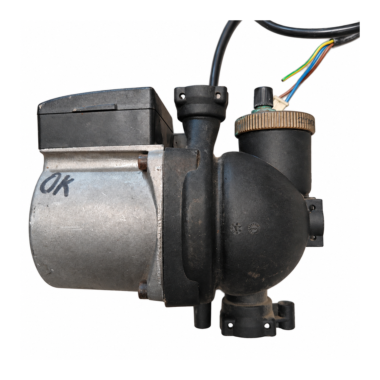 Bomba circuladora Grundfos UPS 15-50 AC AO · 59965502 · para Fagor FEE-20/2N y FE-20E/2B: Vista lateral del conjunto