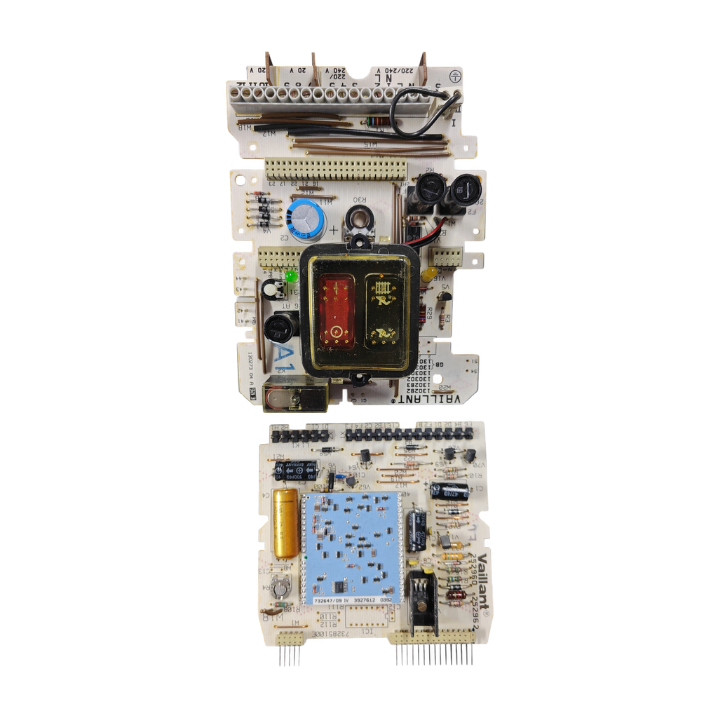 Placa electrónica Vaillant 130273 04 A · 73285100E para VCW E 18-10: vista 3